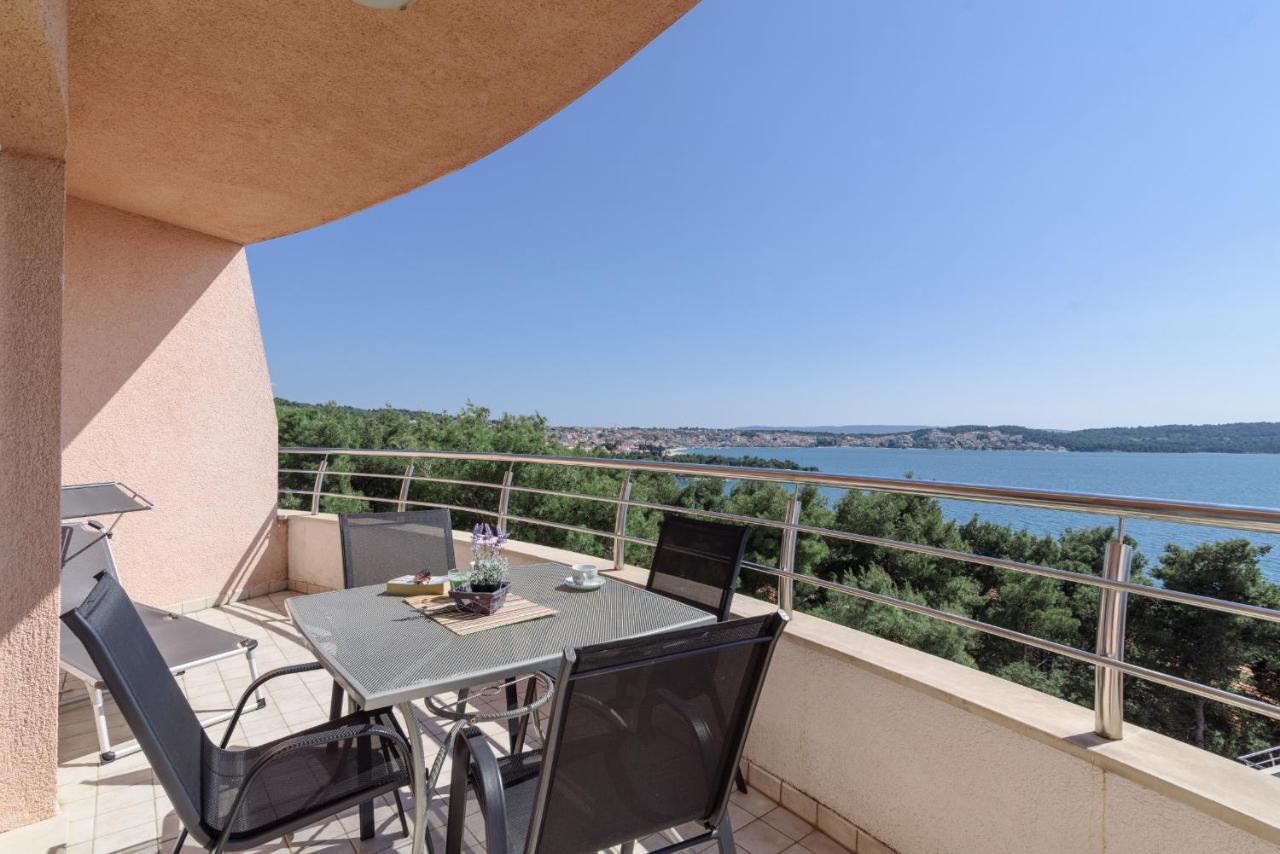 Apartment Marijana Trogir Exterior foto